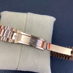 Sunday date display series women's watch, rose gold dial, diamond-set bezel, 36mm, rose gold President-style bracelet.