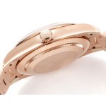 Sunday date display series men's watch, chocolate dial, rose gold bezel, 40mm, rose gold President-style bracelet.