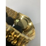 Sunday Calendar series men's and women's watches, gold dial, diamond-set bezel, 36mm and 40mm sizes, gold President-style bracelet.