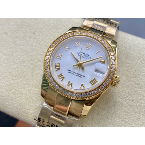 Datejust series women's watch, white dial, diamond-set bezel, 31mm, gold Oyster bracelet.