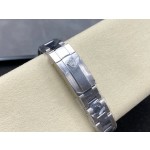 Datejust series women's watch, white dial, diamond-set bezel, 31mm, silver Oyster bracelet.