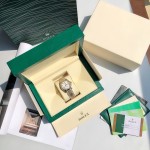 Datejust series women's watch, white dial, gold bezel, 31mm, two-tone five-link bracelet.