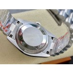 Sunday date display series women's watch, silver dial, silver bezel, 36mm, silver President-style bracelet.