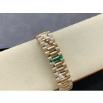 Sunday date display series women's watch, gold dial, gold bezel, 36mm, gold President-style bracelet.
