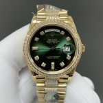 Sunday date display series women's watch, green dial, diamond-set bezel, 36mm, with diamond-set gold President-style bracelet.