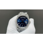 Sunday calendar series women's watch, blue dial, diamond-set bezel, 36mm, diamond-set silver President-style bracelet.
