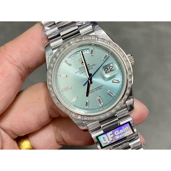 Sunday date display series women's watch, ice blue dial, diamond-set bezel, 36mm, silver President-style bracelet.