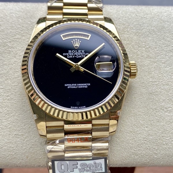 Sunday Calendar series men's and women's watches, black dial, gold bezel, 36mm and 40mm sizes, gold President-style bracelet.