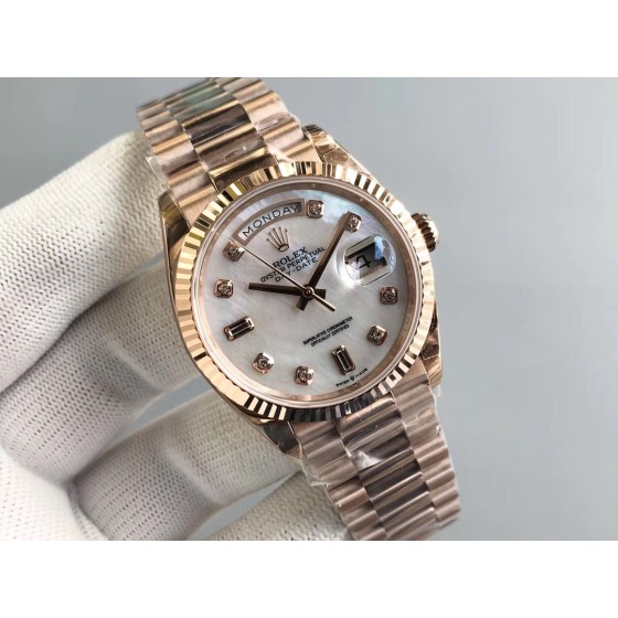 Sunday date display series women's watch, mother-of-pearl dial, rose gold bezel, 36mm, rose gold President-style bracelet.