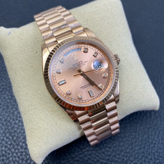 Sunday calendar series women's watch, rose gold dial, rose gold bezel, 36mm, rose gold President-style bracelet.
