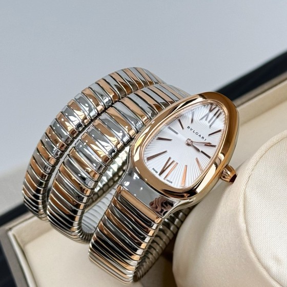 Bulgari Serpentl series, white dial, rose gold two-tone snake bezel