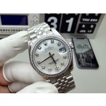 Datejust series white mother-of-pearl dial with diamonds, 31mm, silver strap