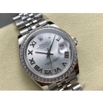 Datejust series, silver dial with diamonds, 31mm, silver bracelet.