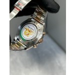 Yacht-Master series watch, white dial, blue bezel, 44mm, gold and silver Oyster bracelet.