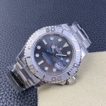 Yacht-Master series, black dial, silver bezel, 40mm, silver Oyster bracelet.