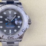 Yacht-Master series, black dial, silver bezel, 40mm, silver Oyster bracelet.
