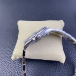 Yacht-Master series, black dial, silver bezel, 40mm, silver Oyster bracelet.