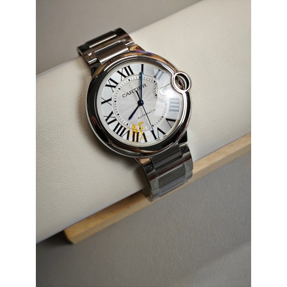 Cartier Ballon Bleu series, 42mm men's watch, silver dial and silver strap, mechanical.