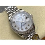 Datejust series, white mother-of-pearl dial with diamonds, 31mm, silver strap