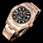 Voyager series men's watch, bright black dial, rose gold bezel, 42mm, rose gold Oyster bracelet.