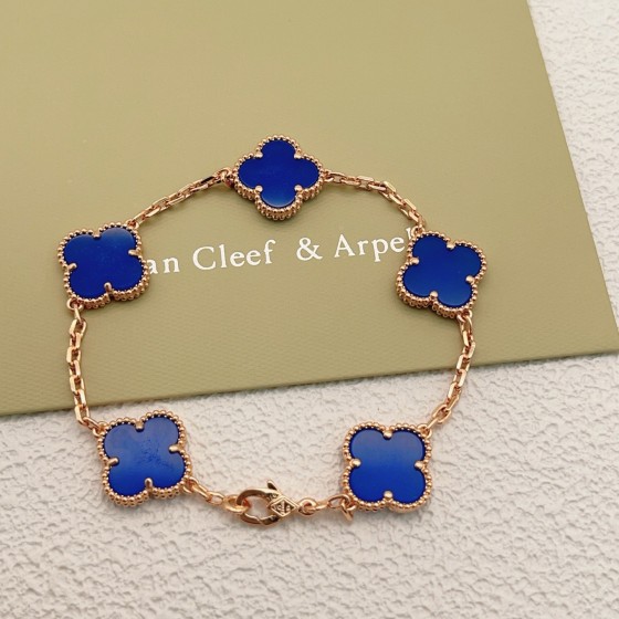 Four-leaf clover blue and rose gold bracelet