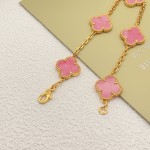 Four-leaf clover pink mother-of-pearl and gold bracelet