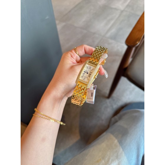 Cartier Tank series, double row diamonds, gold-plated bracelet with scale pattern, size 23*42mm.