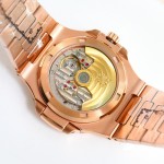 Patek Philippe Nautilus series, wave-pattern dial, 40mm diameter, 8.8mm thickness.