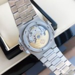 Patek Philippe Nautilus 5711: 40mm dial, 8.8mm thickness.
