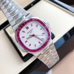 Patek Philippe Nautilus 5711, white dial, 40mm diameter, 8.8mm thickness.