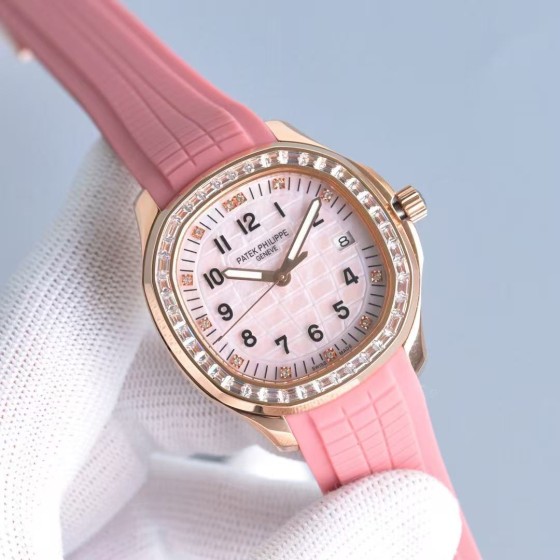 Patek Philippe Aquanaut Series Mechanical Watch 38.8mm
