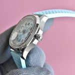 Patek Philippe Aquanaut Ladies' Mechanical Watch (35.6mm)