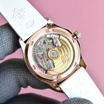 Patek Philippe Aquanaut Ladies' Mechanical Watch (35.6mm)