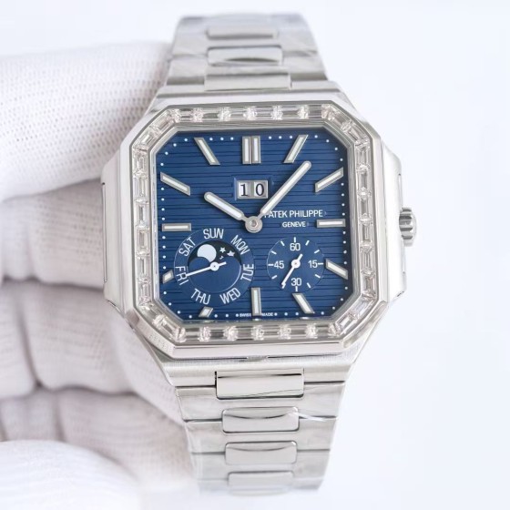 Patek Philippe Square Cubitus 5822 Watch