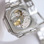 Patek Philippe Square Cubitus 5822 Watch