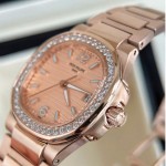 Patek Philippe's most beautiful Nautilus: Ultra-thin quartz ladies' watch, 36mm.