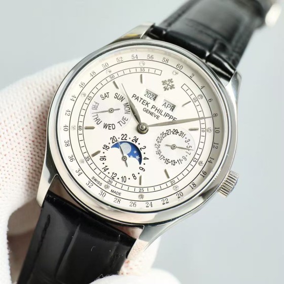 Patek Philippe Grand Complications Perpetual Calendar Watch 40mm