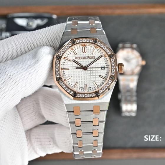 Women's Audemars Piguet Royal Oak 34mm