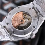 Audemars Piguet (AP) Royal Oak Series, sapphire crystal, dimensions 45mm x 12mm.